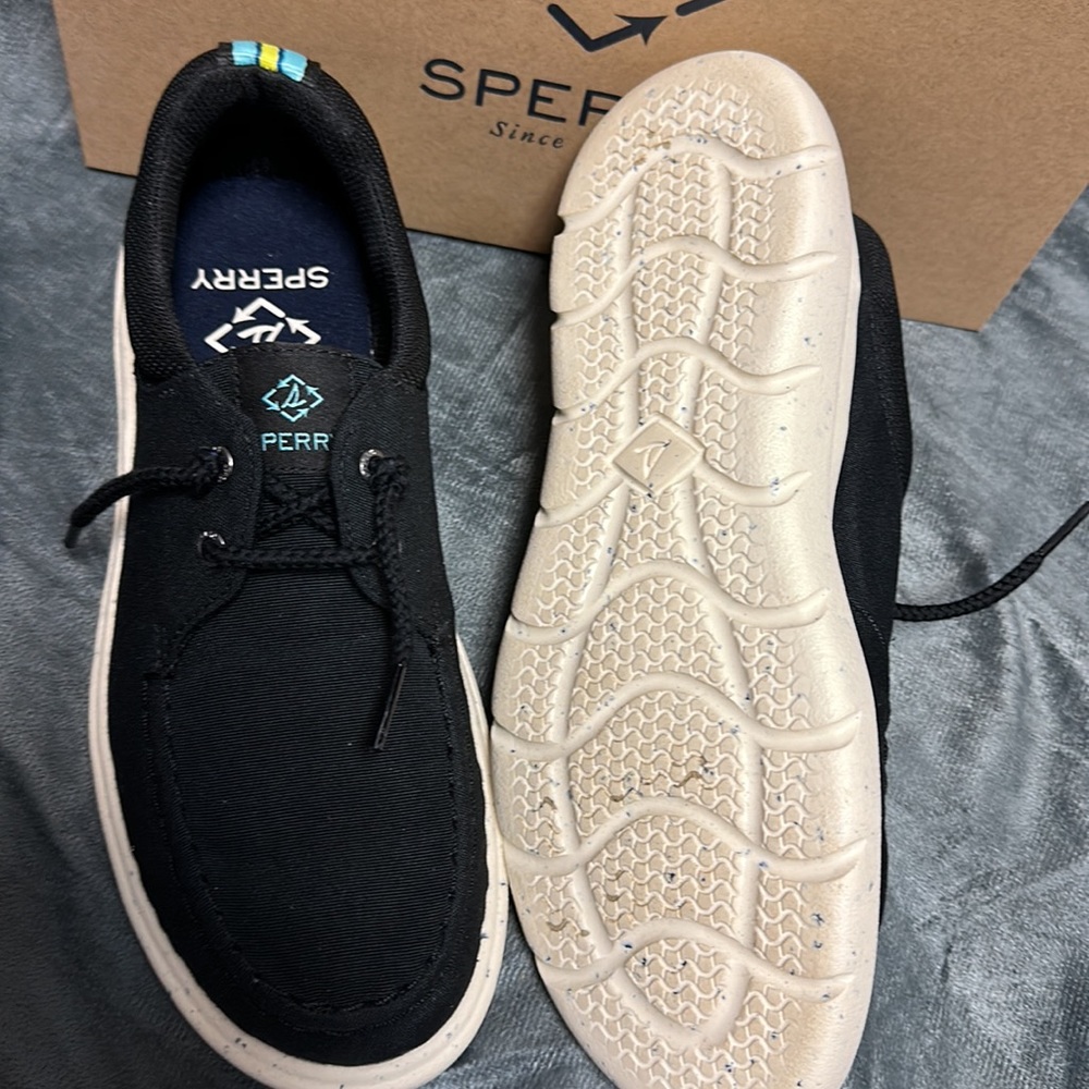 Hott Sale 🔥Sperry shoes like new 💕 last price drop! - Picture 5 of 5